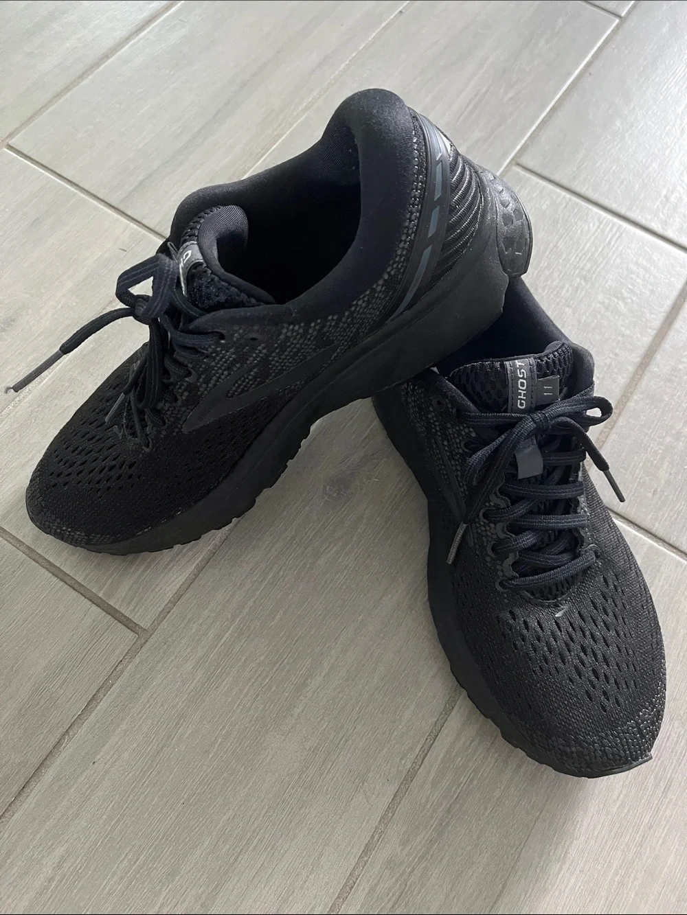 Brooks breathable knit